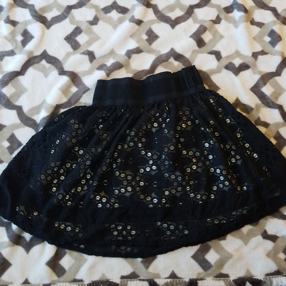 Joe Benbasset skirt